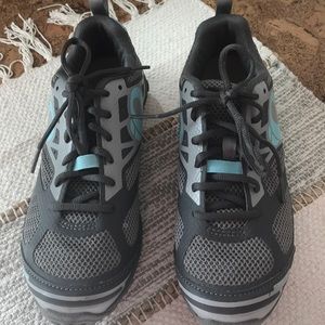 Women’s Pearl Izumi Trail Cycling Shoes